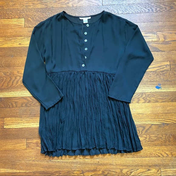 The Limited black collarless pleated bottom tunic - Picture 1 of 7